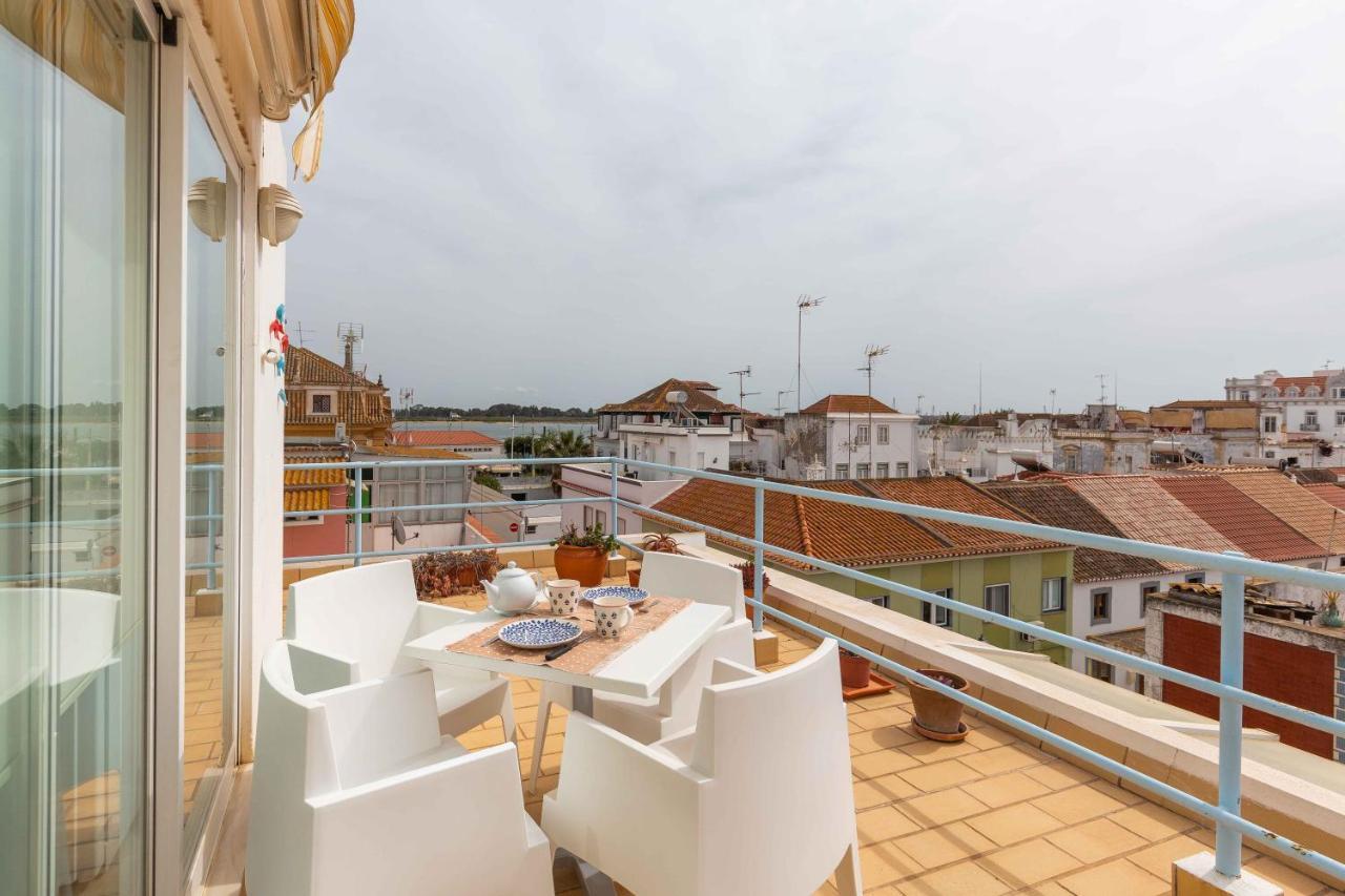 Villa Marquez Vila Real de Santo António Exterior foto A balcony in Spain